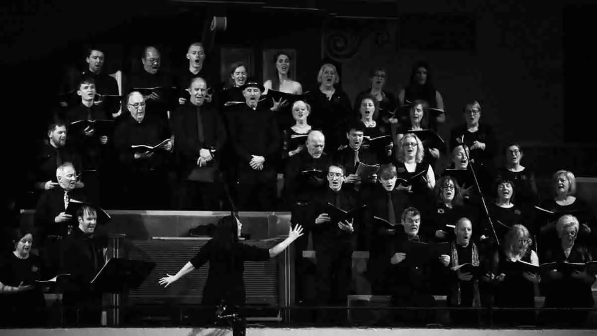 Singer_Inishowen-Trad-Community-Choir